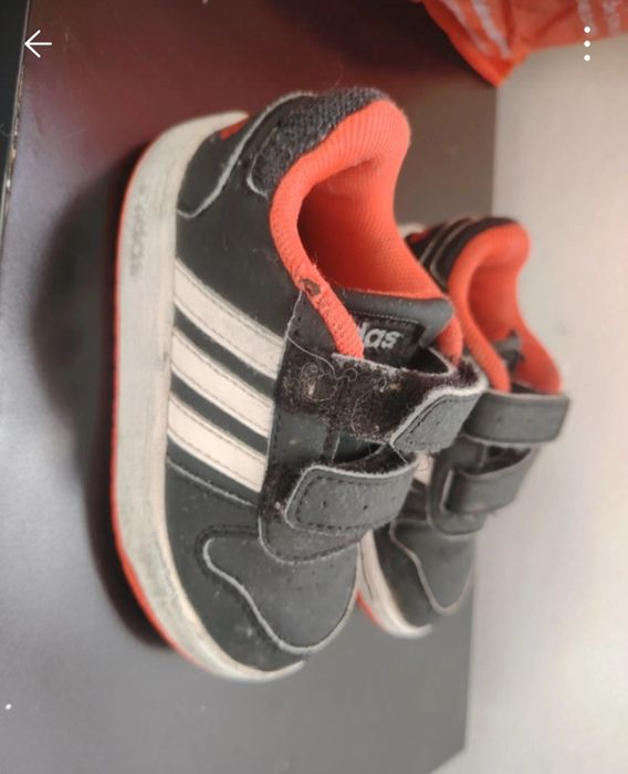 Tênis Adidas criança