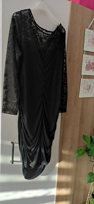 Sukienka z koronką r 44/48