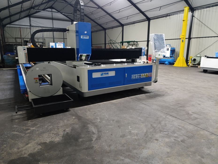 Laser 3x1,5m 3kW z obrotnicą do rur profil kompresor 16bar FULL ZESTAW