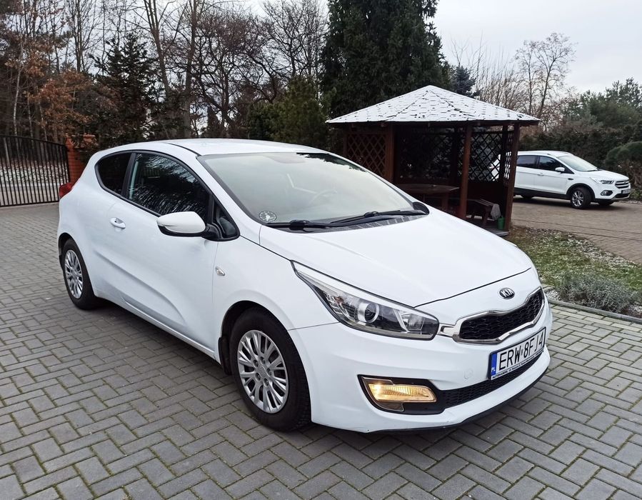 Kia Ceed 100KM klimatyzacja Podgrzewana kierownica i przednie fotele