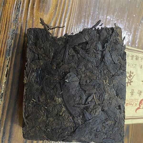 Шу пуер 2010року +❱ витриманий чай 250г ❰+ Фініковий аромат