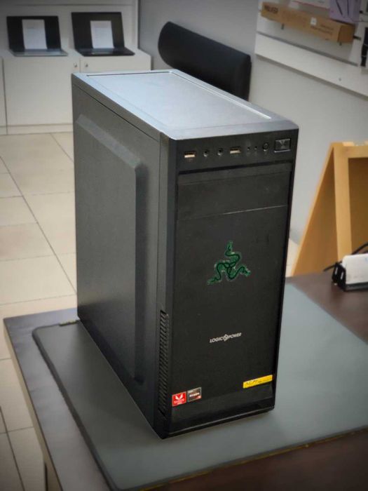 Отличный ПК. Ryzen 5-2400g RX580 8gb 16gb SSD + HDD