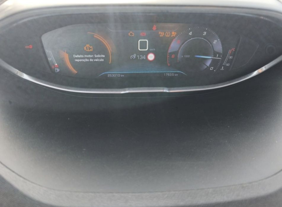 Peugeot 3008 1.6 HDI para peças