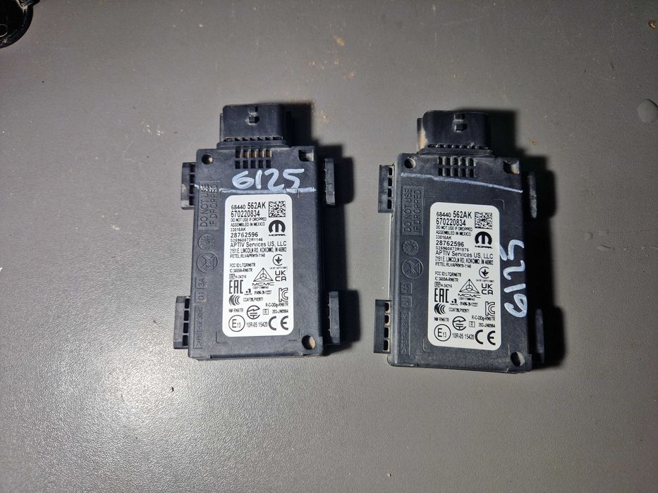 Датчик слепых мертвых зон мертвих сліпих зон BSM Jeep Grand Cherokee WL 2021 2022 2023 2024 2025 68440562AK