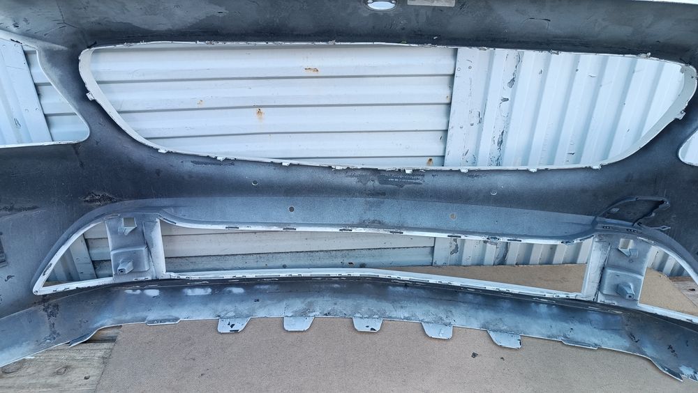 Vendo parachoque de frente Mercedes A class W 176 ano 2014/19