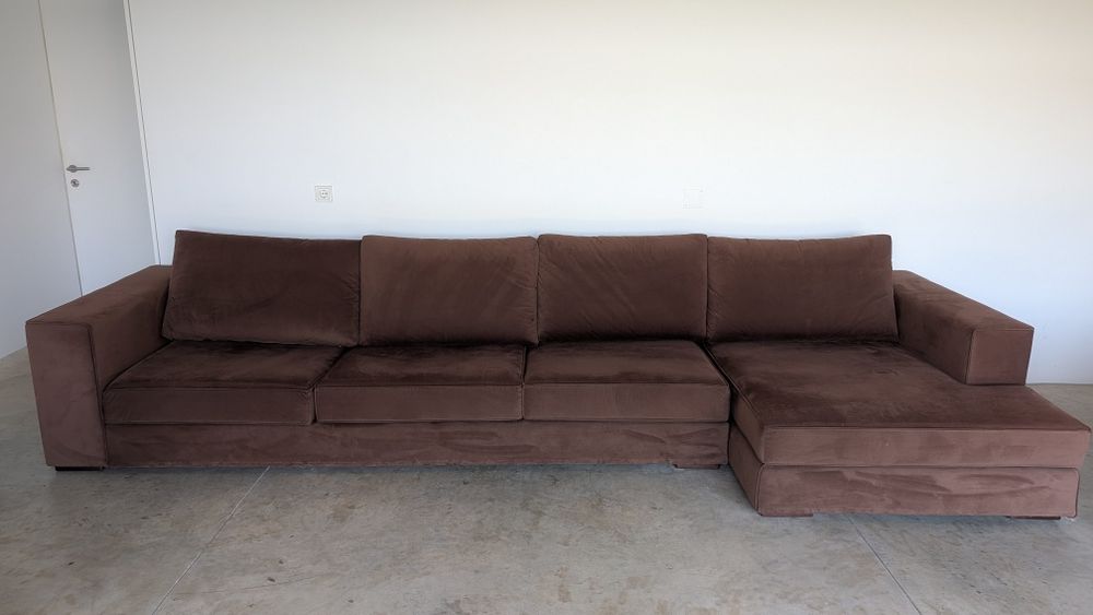Sofá Laskasas Grey Chaiselong 3,90m + Módulo Poltrona | Castanho
