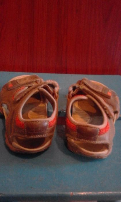 Sandały chłopięce Clarks 27