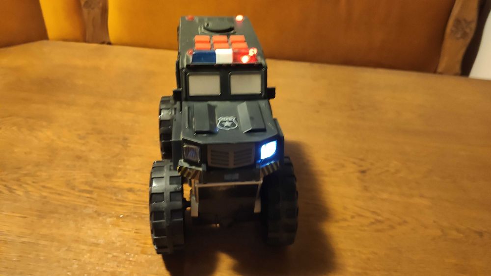 Samochód policyjny duża zabawka