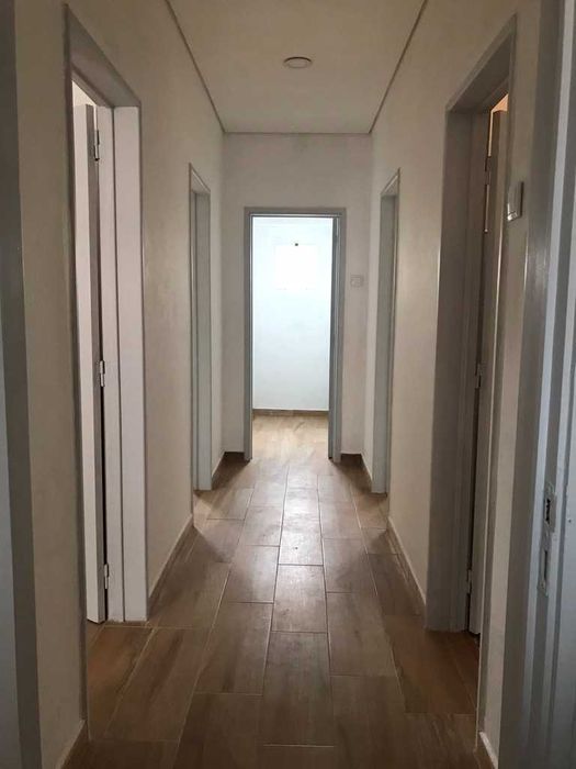 Aluga-se três T2 na Quinta da Horta Seca, remodelados e prontos a habitar, somente a particular
