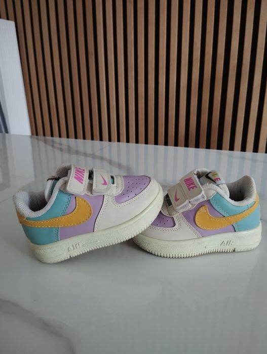 Buty na rzepy Nike