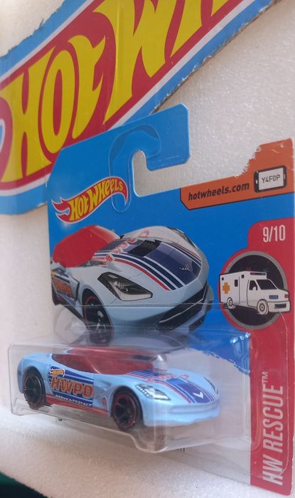 14 Corvette stingray hot wheels