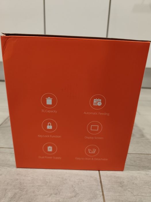 Comedouro Automático para Gatos