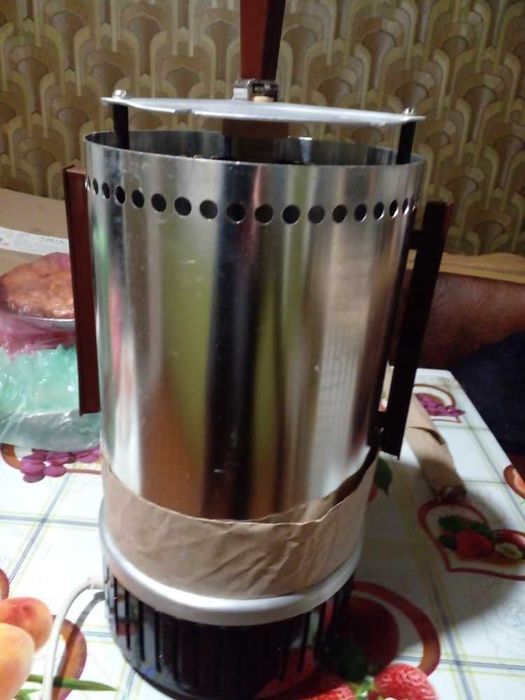 Электрошашлычница