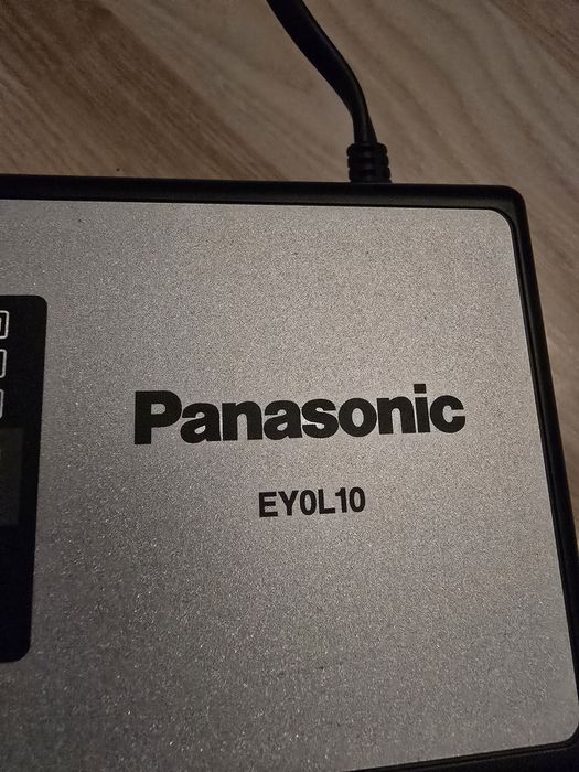 Panasonic EY0L10 ładowarka !!!