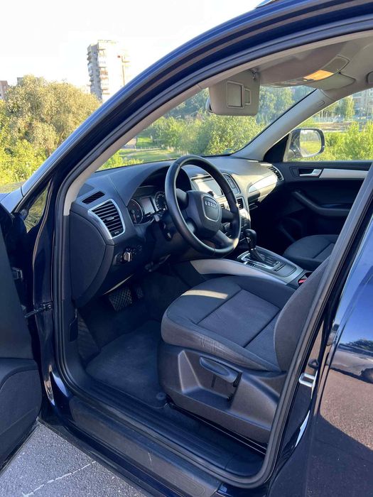 Ауді q5 2010 року 2.0 дізель автомат