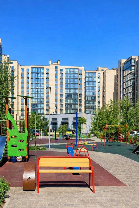 Продам 4 х кімнатну квартиру 3 окремі спальні River Park Видова 87 м2