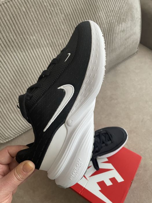 NIKE кросівки жіночі нові
