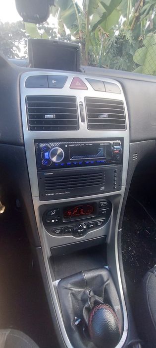 Peugeot Ano 2004