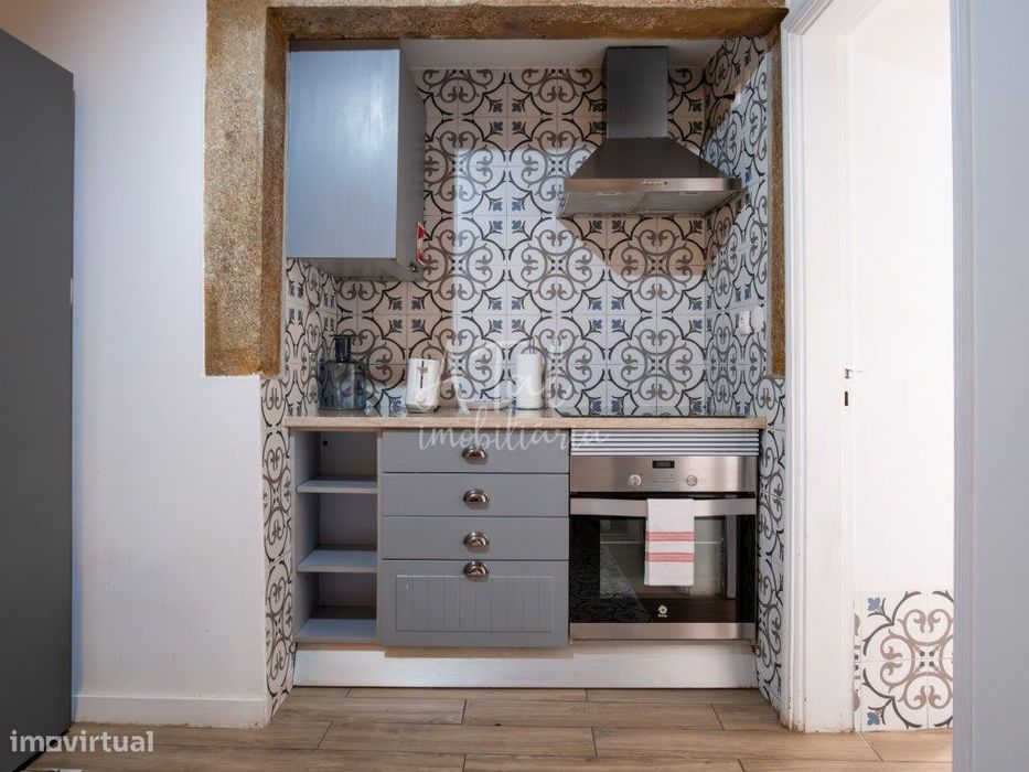 Apartamento T3 com Licença de Alojamento Local e Terrço - Lisboa