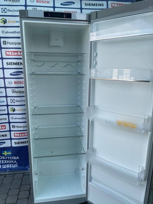 Холодильна шафа б/в Electrolux крапельний #07148