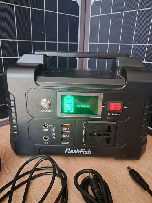 Przenośna stacja zasilania Powerbank FlashFish E200 40800mAh/151Wh 200W + panel słoneczny 100W
