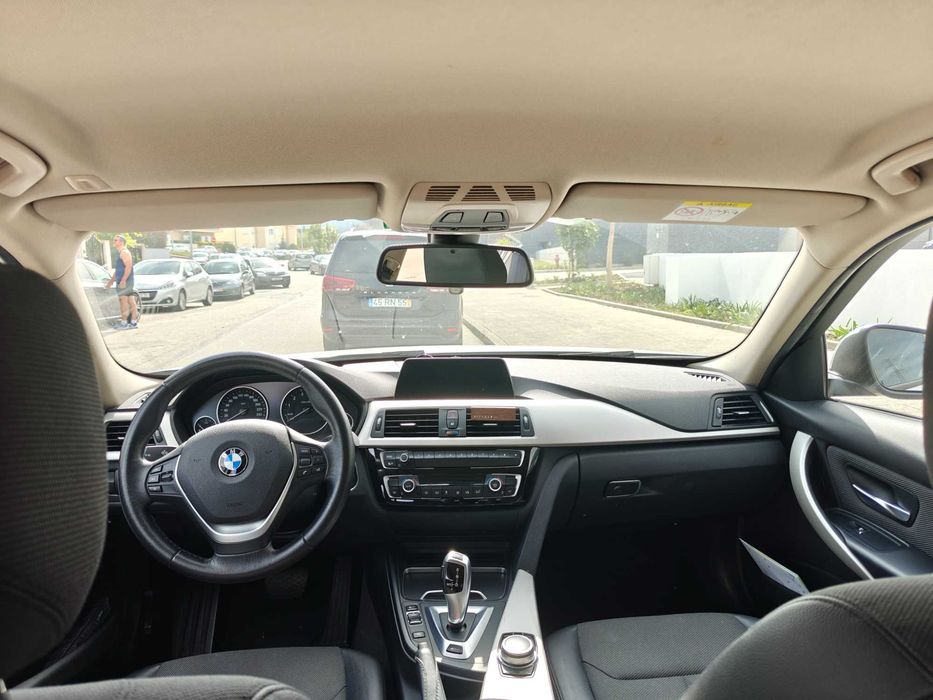 BMW 330e F30 2018