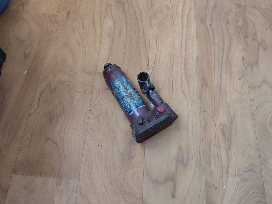 Sprzedam lewarek