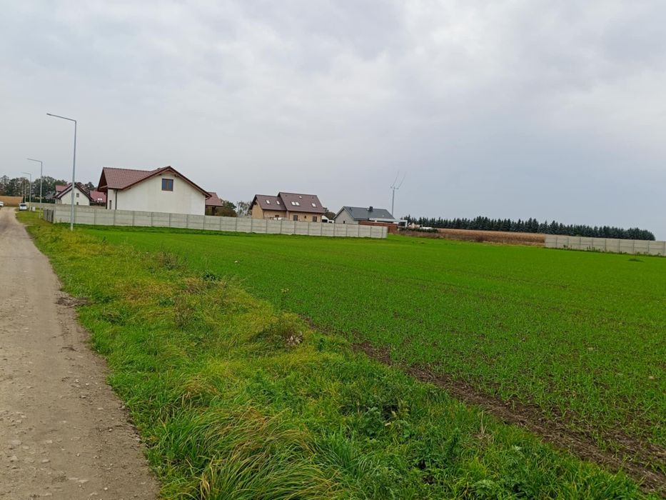 Sprzedam działkę budowlaną