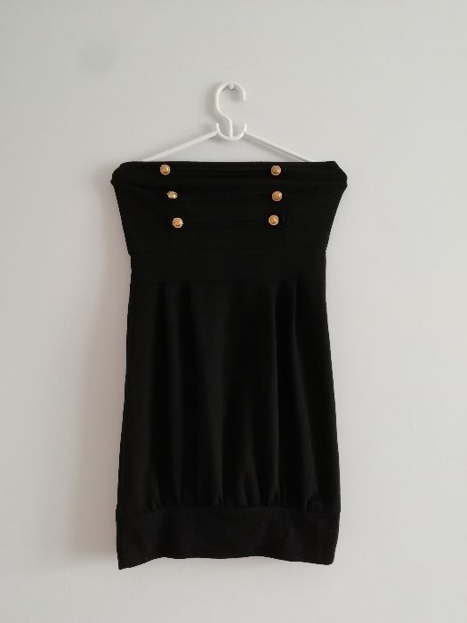 Nowa czarna sukienka z guzikami Melrose