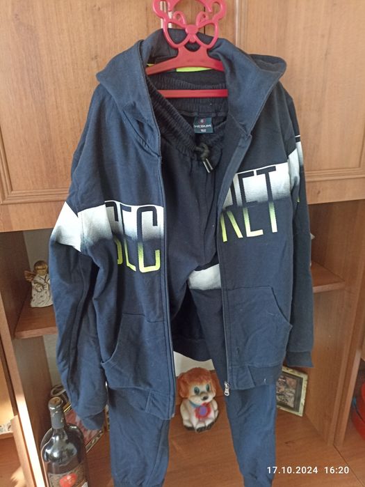 Спортивний костюм в гарному стані