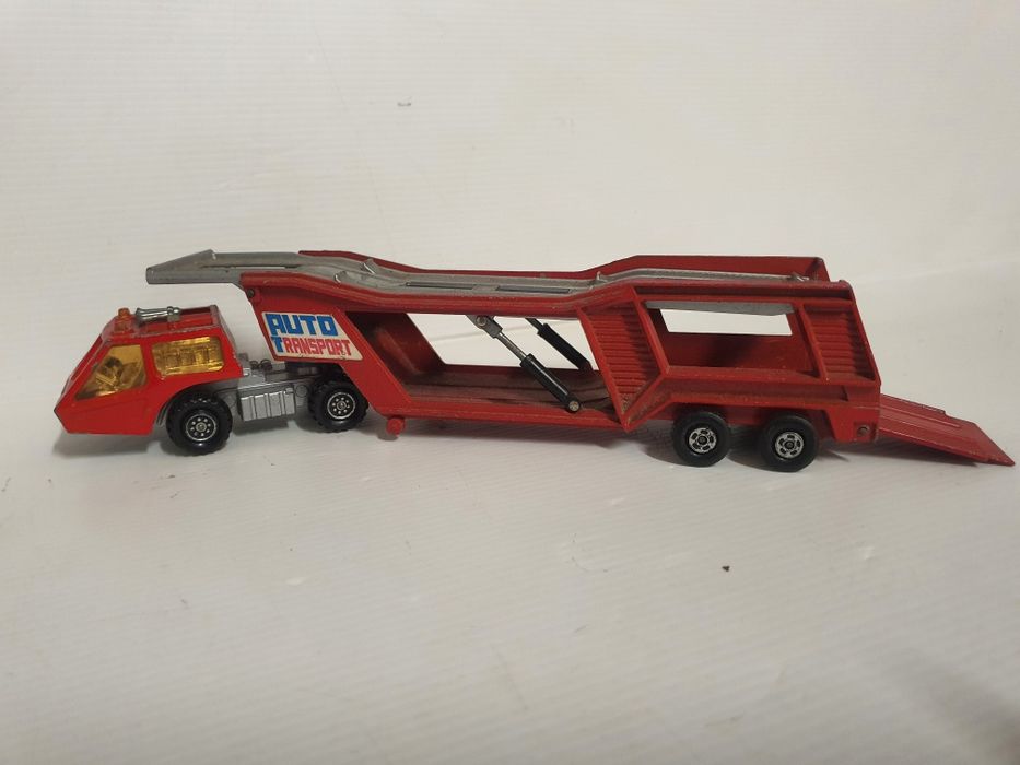Camião Matchbox Transporte Carros