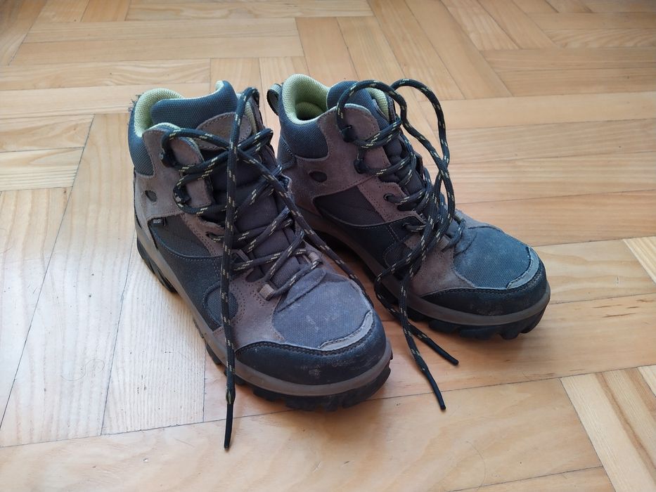 Buty jesienne Turystyczne Quechua Trapery Trekkingi roz. 35