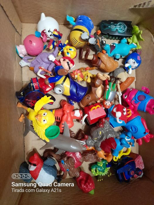Lote de brinquedos