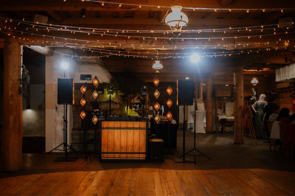 Dj/Konferansjer Daniel Wilk - Wesela imprezy okolicznościowe