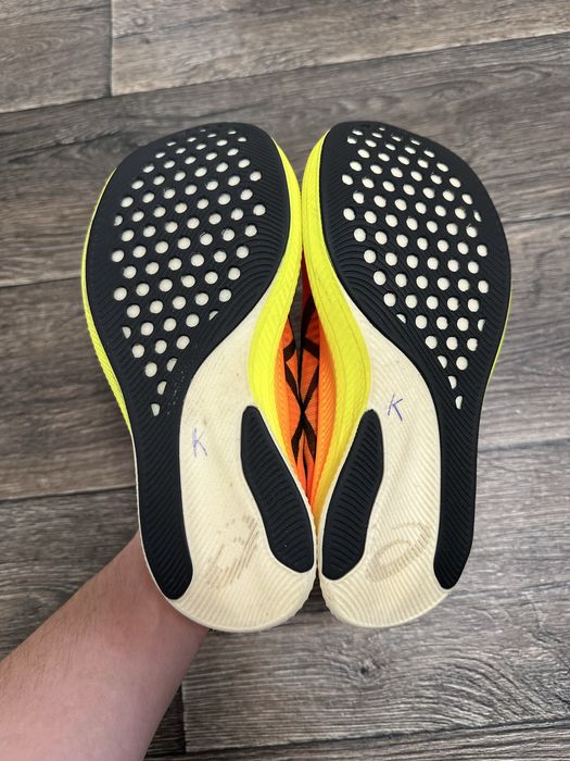 Кросівки ASICS Metaspeed Sky Shocking Orange/Black