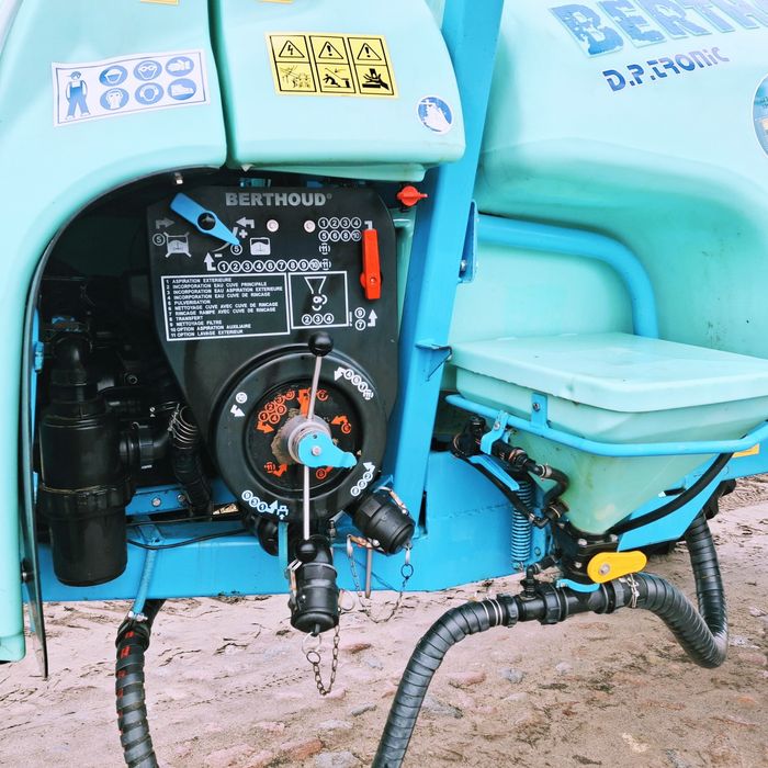 Opryskiwacz Berthoud Tracker 32-34 7 sekcji ARAG 3600l 24/21m Ładny !!