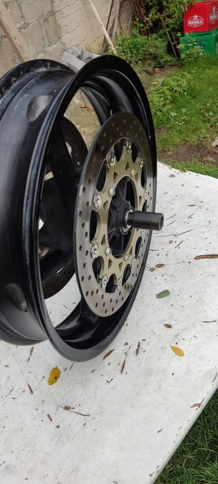 Yamaha R1 rn12 felga tarcze