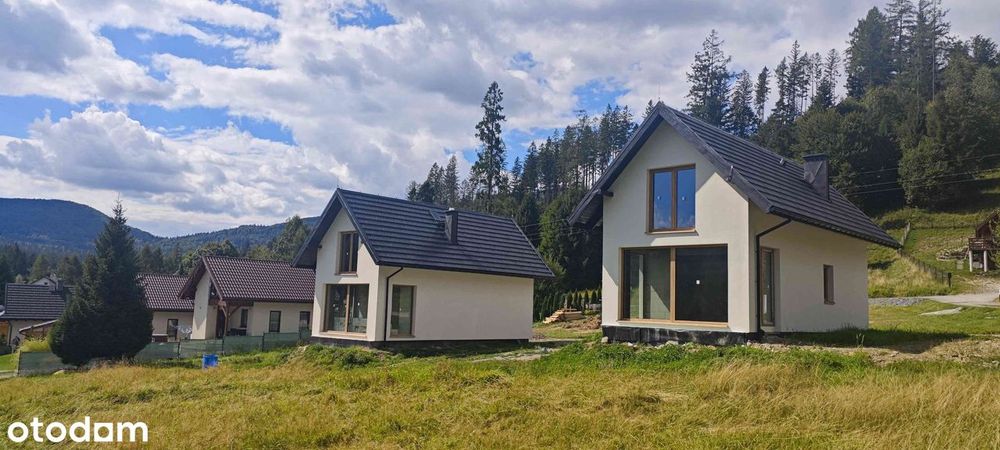 Sprzedam 2 Domy W Stanie Surowym Zamkniętym – 700 M N.p.m.