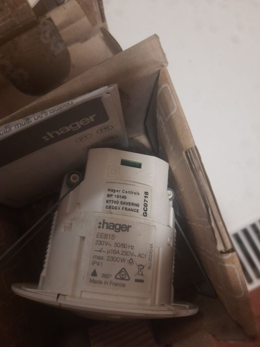 Датчик присутності Hagger EE810,815
