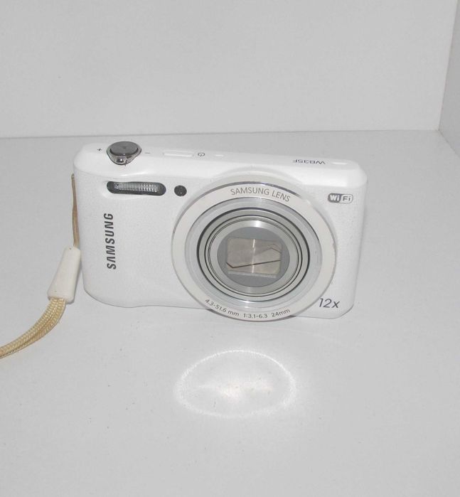 Samsung WB35F 16.2MP Smart WiFi & NFC Digital Camera
