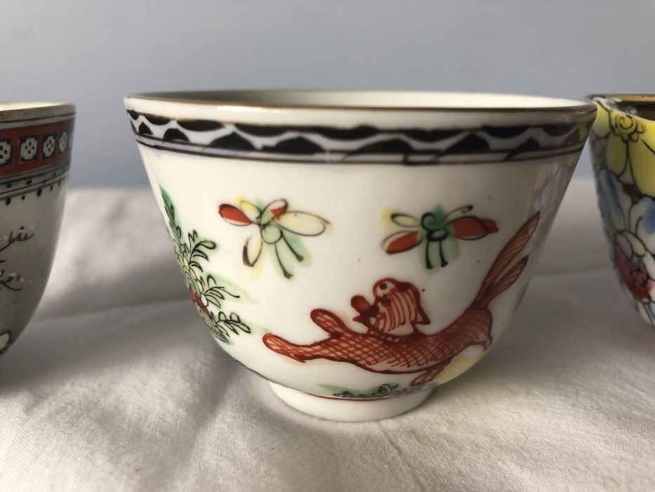 Tres tacinhas de porcelana chinesa e macaense
