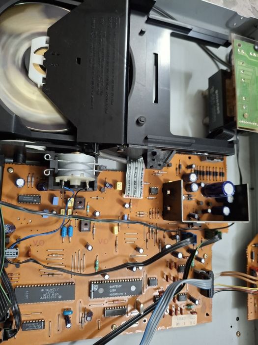 Grundig cd 8150 . CDM-4/19 . Проигрыватель дисков