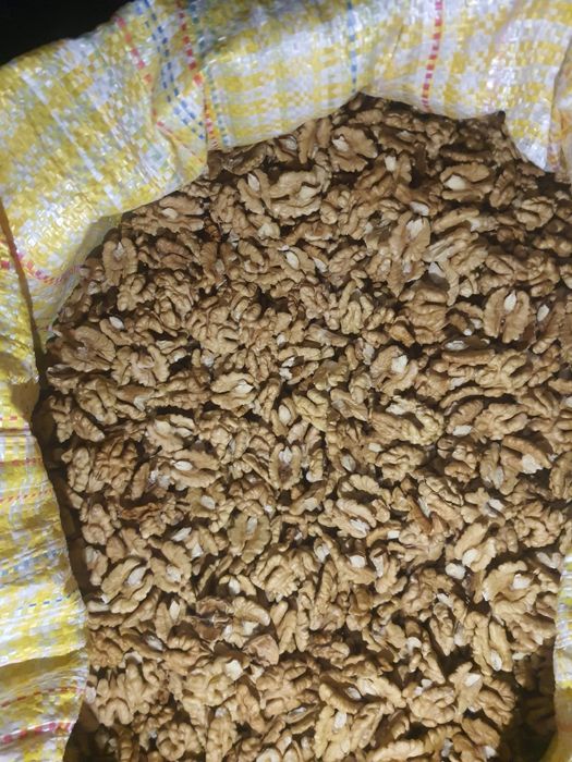 Orzechy włoskie łuskane