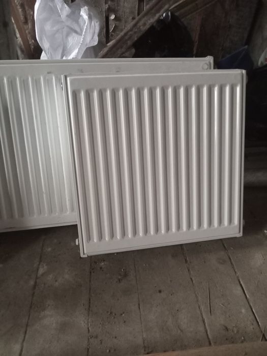 Продам стальной радиатор