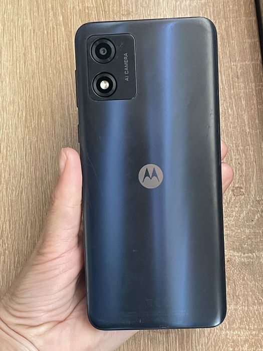 Мобільний телефон Motorola E13 2/64GB