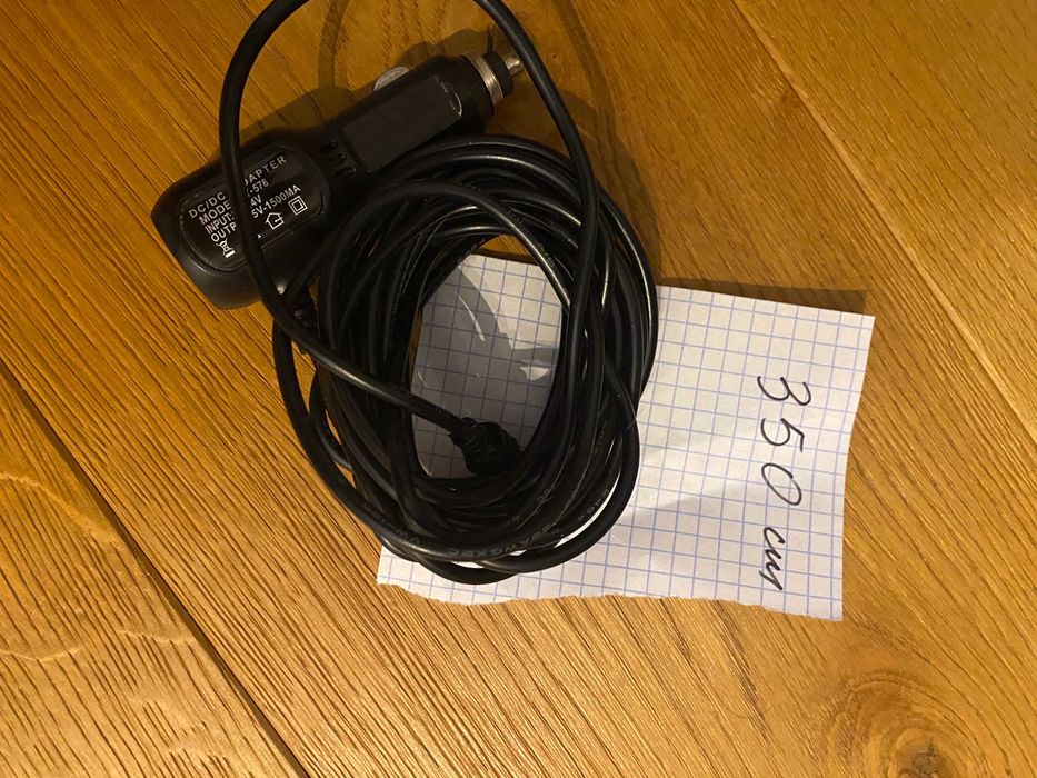 Ładowarka samochodowa  z kablem 12-24V