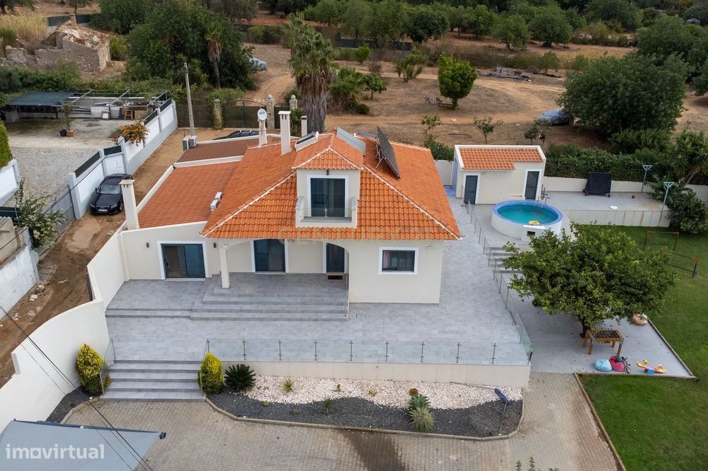 Moradia, Santa Bárbara de Nexe