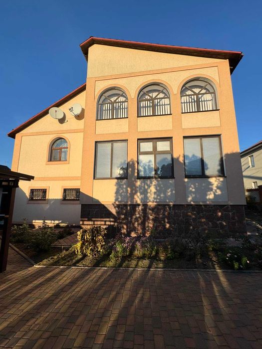 Продаж великого будинку в с.Геронимівка