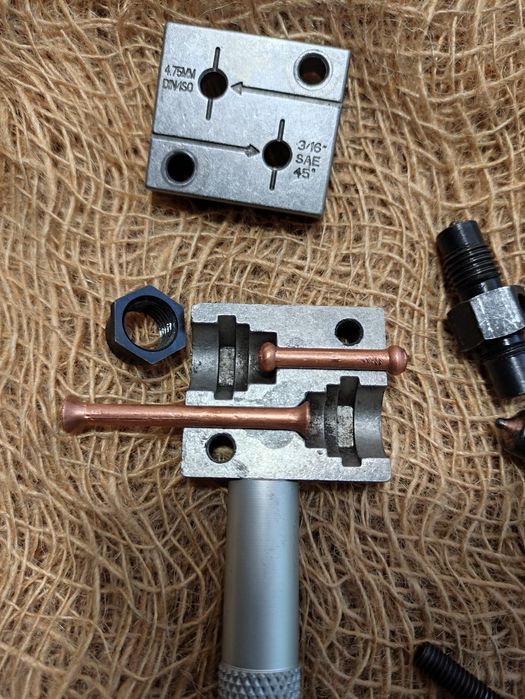 Профессиональная розвальцовка тормозных трубок для Автосервиса