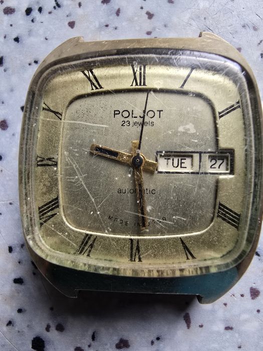 Часы    наручные